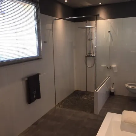 Propriete : 300 M² +