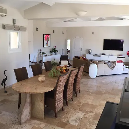 Propriete : 300 M² +