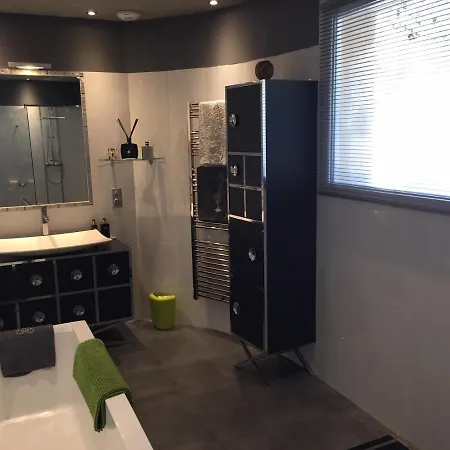 Villa Propriete : 300 M² +