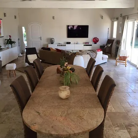 Propriete : 300 M² + * Beaurecueil