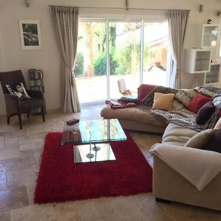 Villa Propriete : 300 M² + *