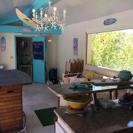 Propriete : 300 M² + Villa Beaurecueil